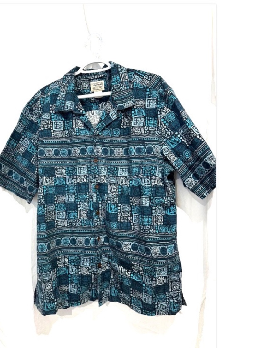 L.L.Bean Men's SZ L Tropics SS Shirt blue and teal geometric 100% Cotton